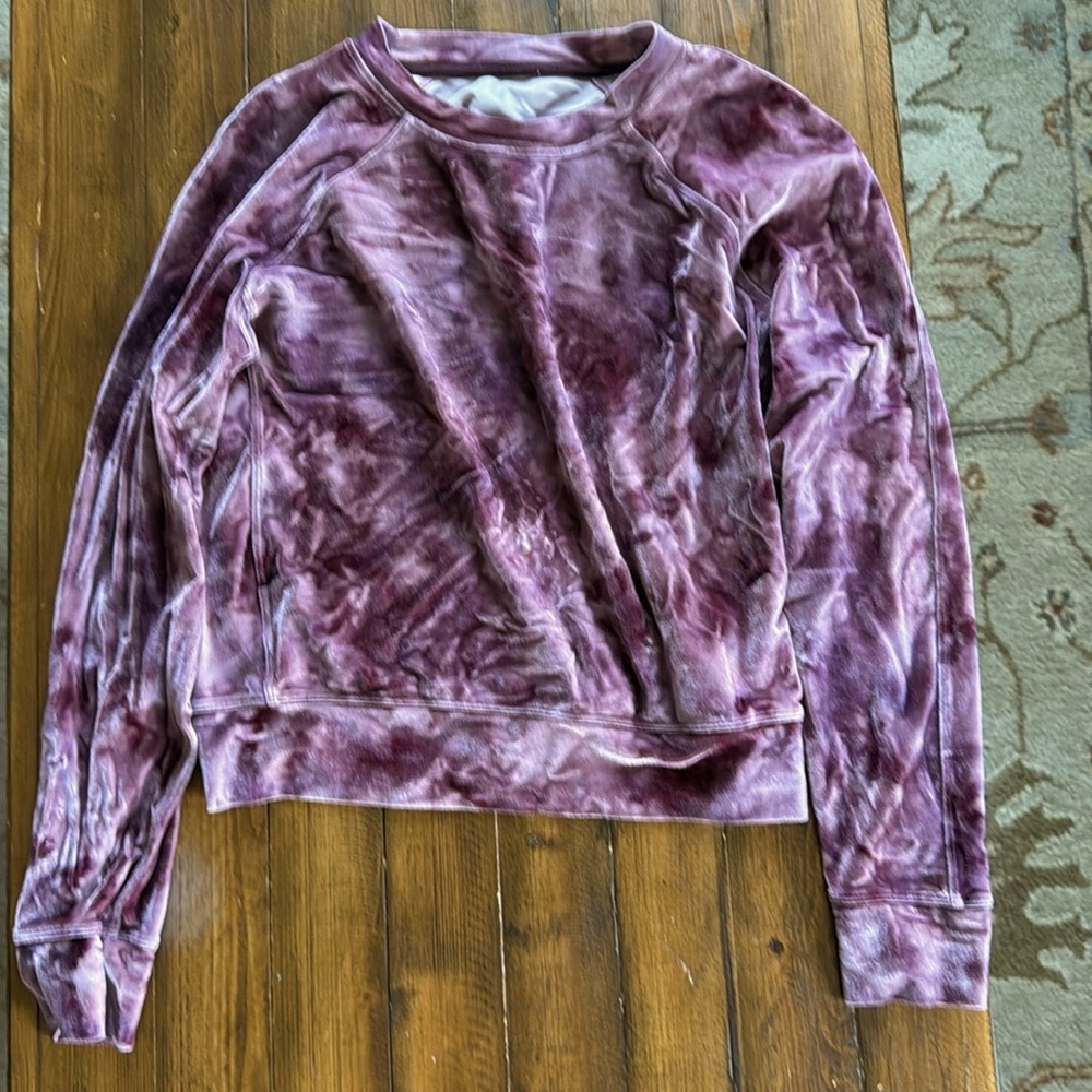 Lululemon Sweatshirt